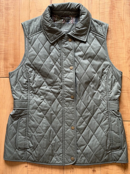 L.L. Bean Jackets & Blazers - L.L.Bean Quilted Puffer Vest Olive Green Snap Zip Women’s Small Regular